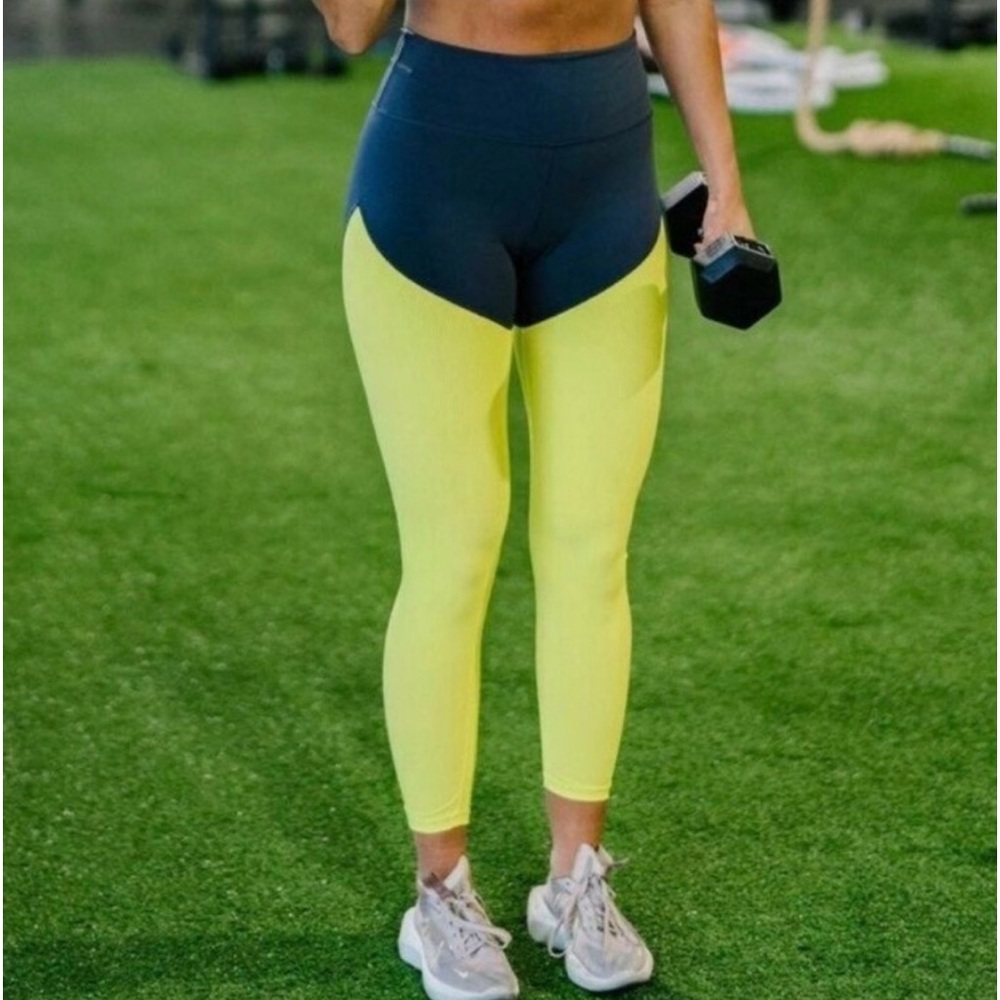 ZYIA - Active Neon Yellow Parallel Luxe High Rise Leggings - Grey & Yellow 🩶💛